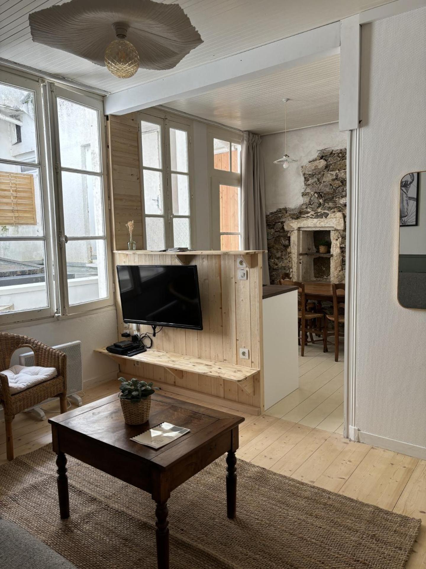 Gustave Charmant Appartement En Coeur De Ville A 20 Metres De La Mer Ле-Сабль-д’Олон Экстерьер фото